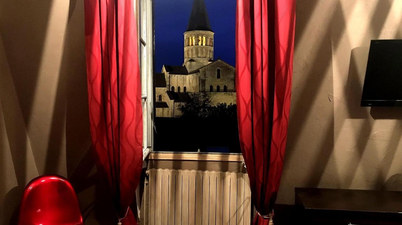 Hotel De La Basilique Paray-le-Monial Exterior foto