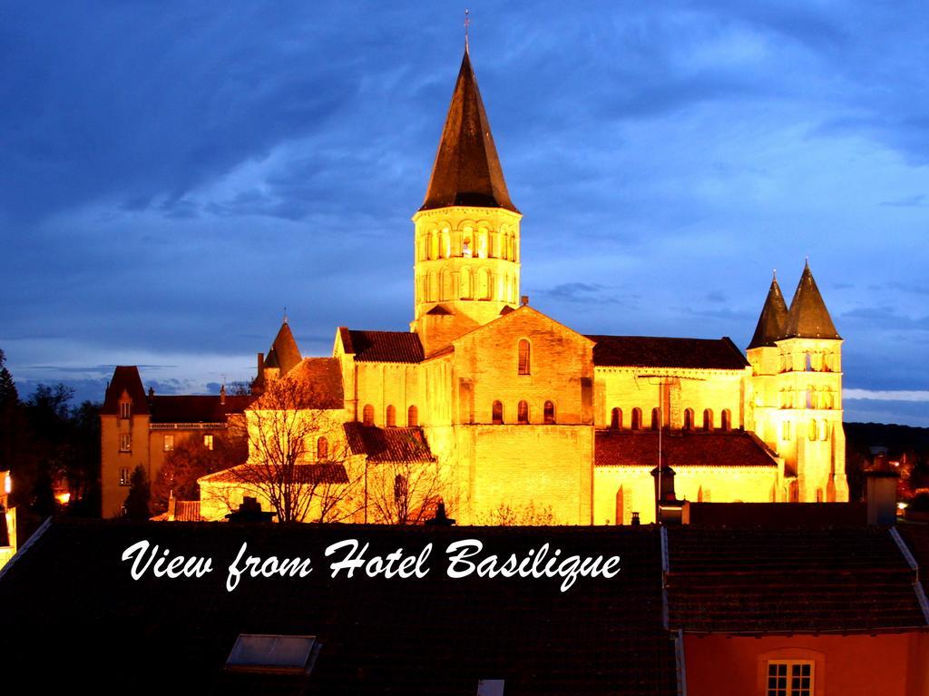 Hotel De La Basilique Paray-le-Monial Exterior foto